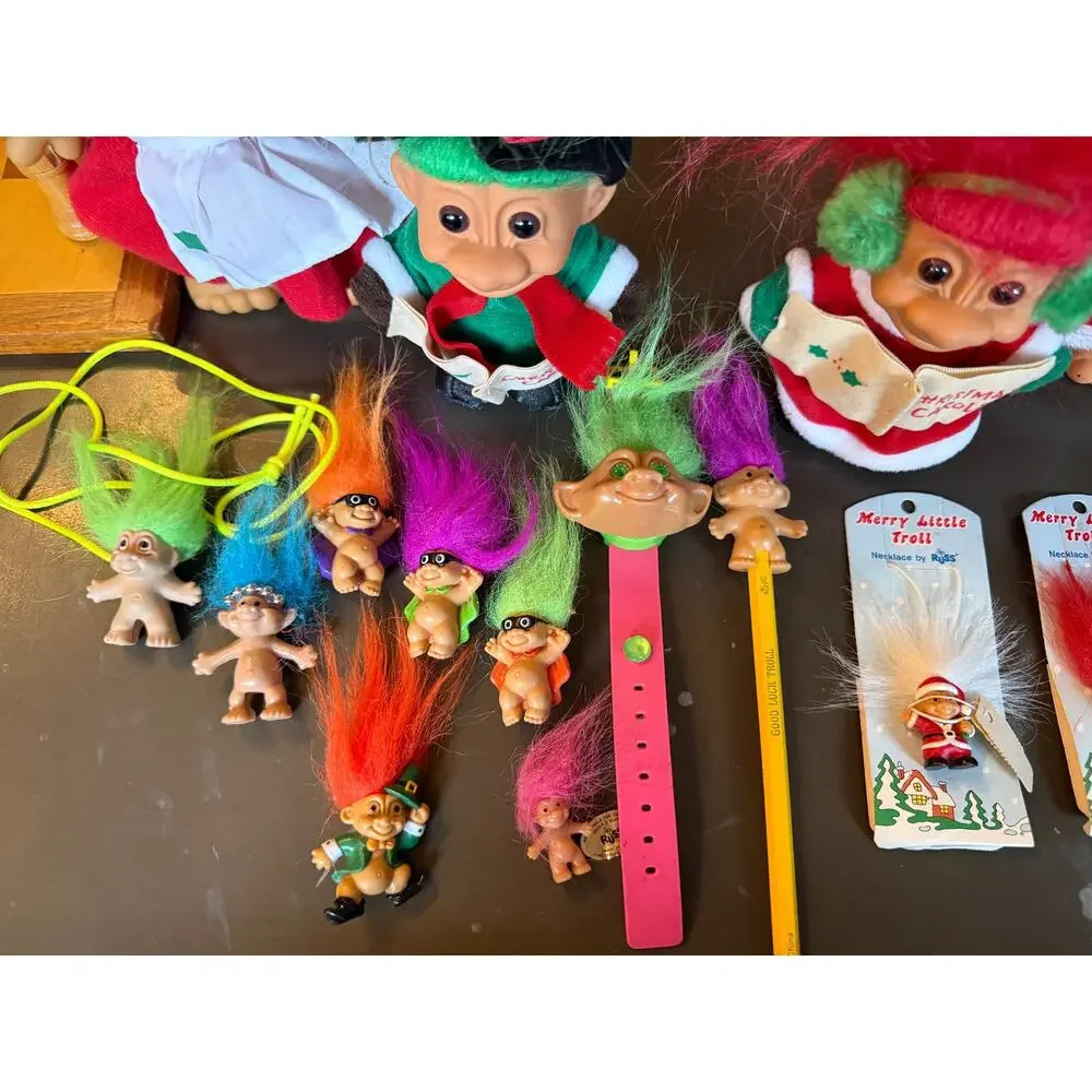 13 Vintage Russ Troll Christmas Dolls Santa Mrs Clause Carolers Large 8
